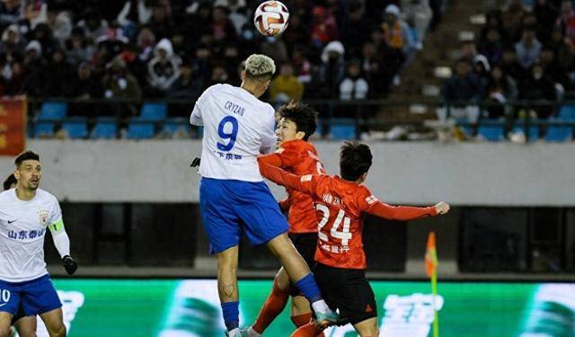 3-0，1-2！中超乱套了，泰山满足2条件=夺冠，崔康熙：万万没想到-第1张图片-太平洋在线下载